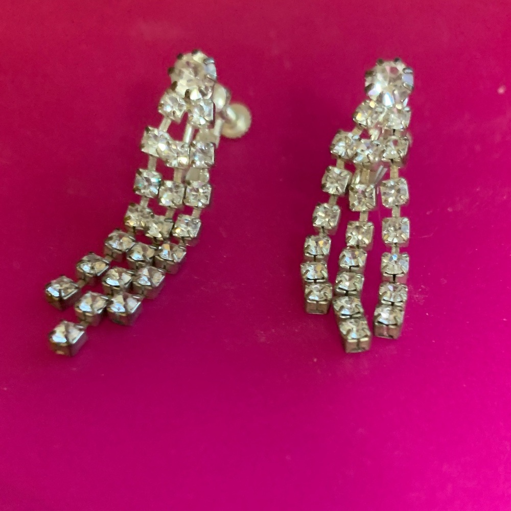 Dazzling Silver Crystal Chandelier Earrings. Screw On Style